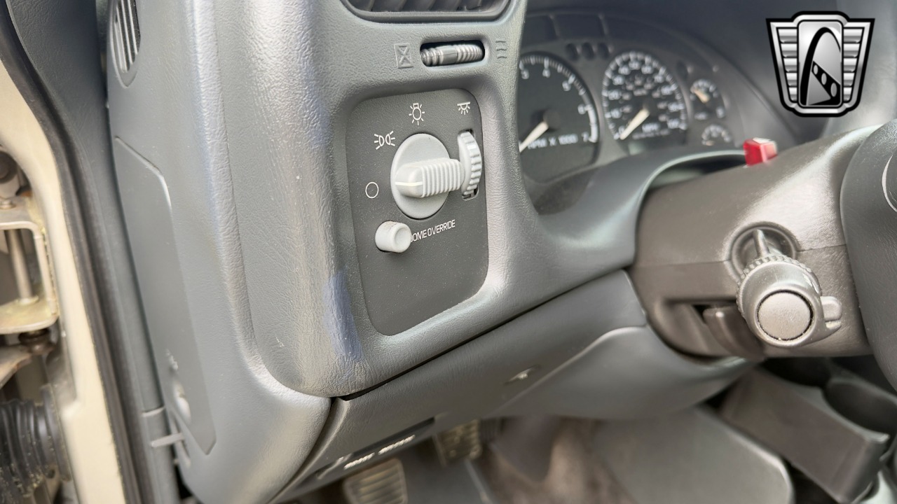 2002 Chevrolet S-10 Pickup 93