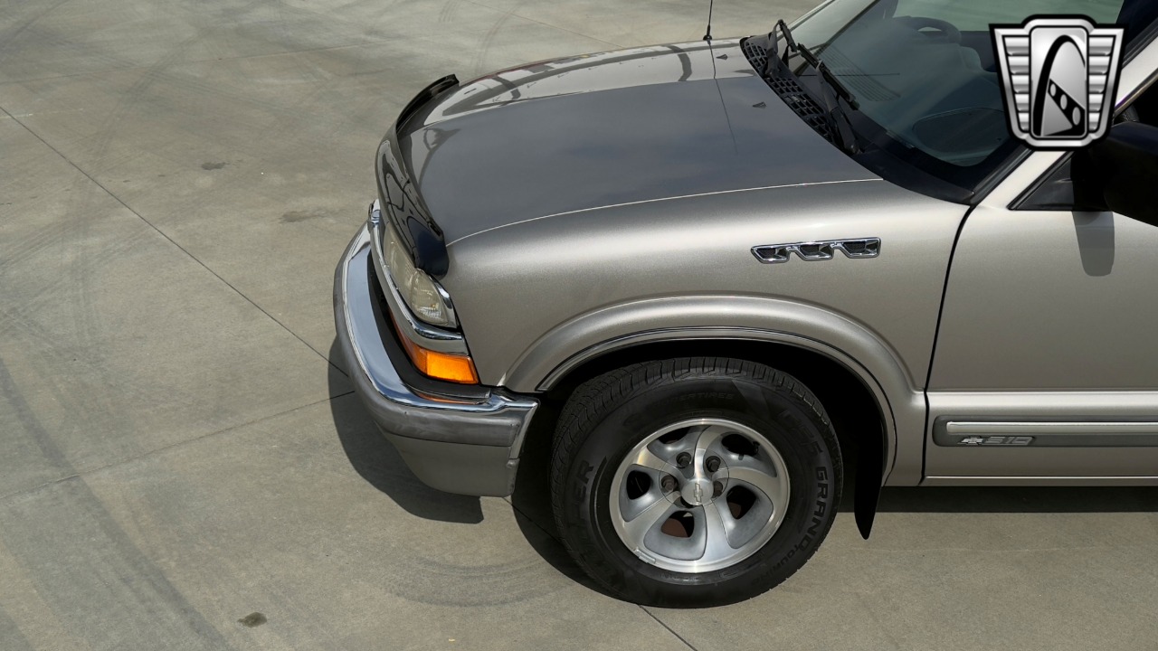 2002 Chevrolet S-10 Pickup 55