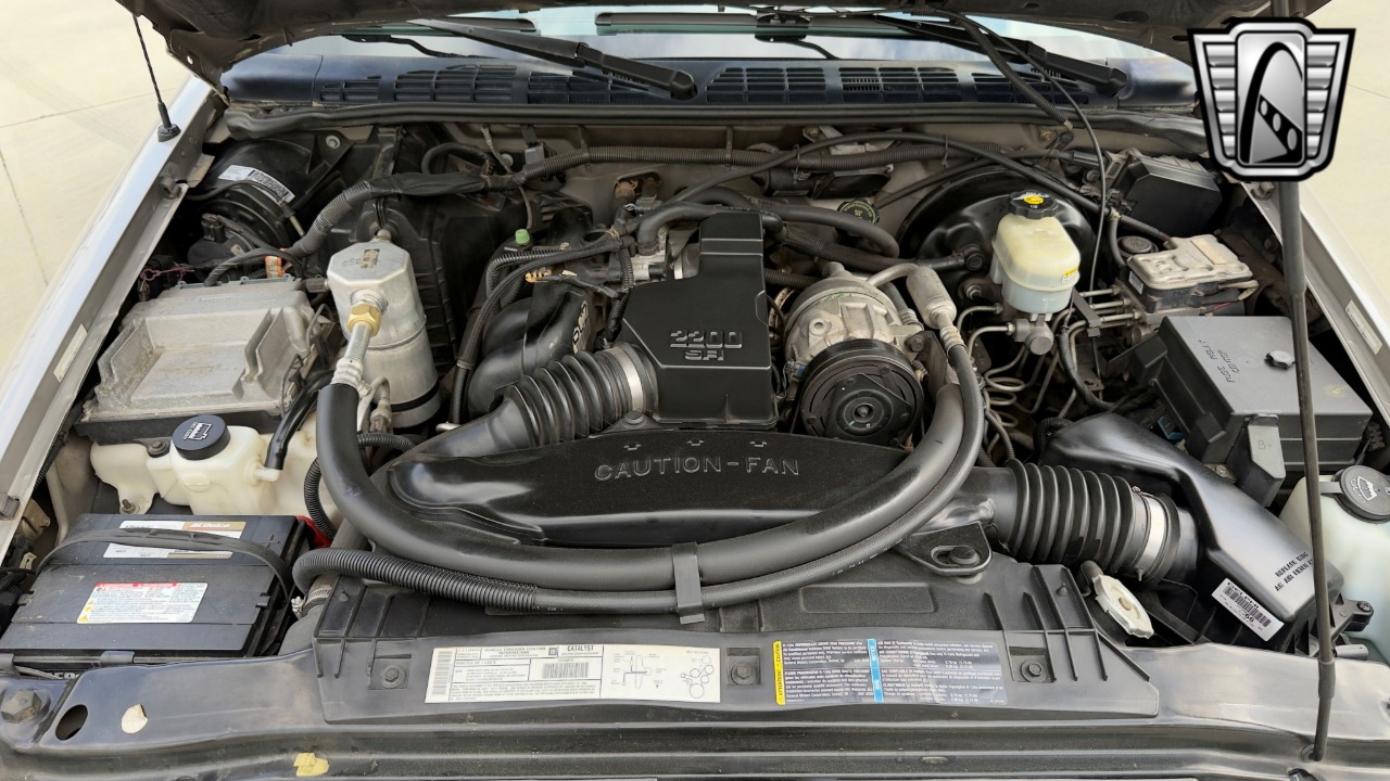 2002 Chevrolet S-10 Pickup 13