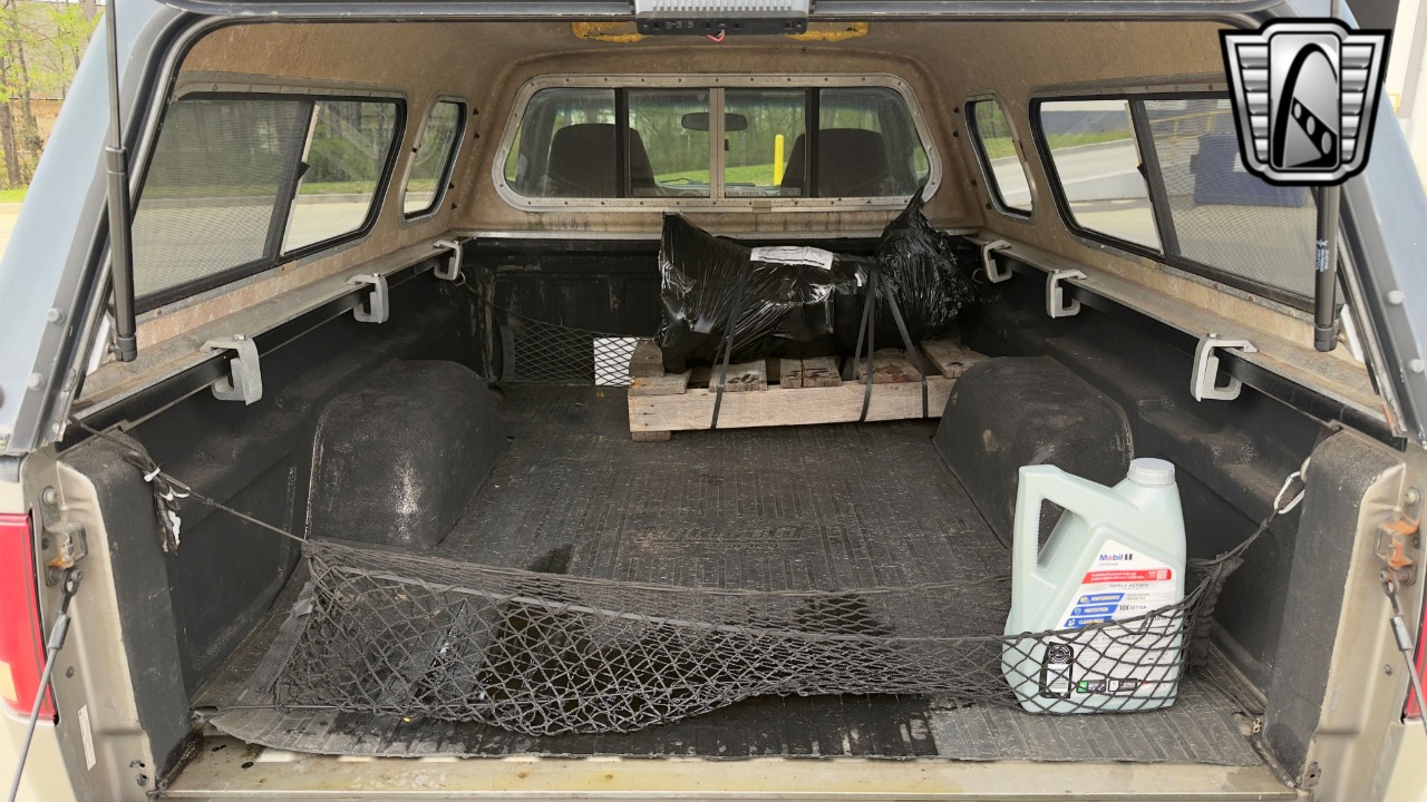 2002 Chevrolet S-10 Pickup 16