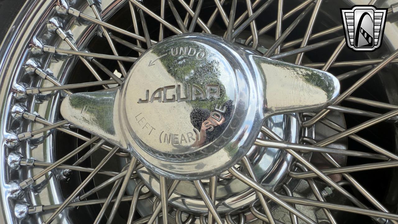 1967 Jaguar XKE 30