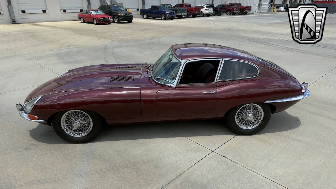 1967 Jaguar XKE 39