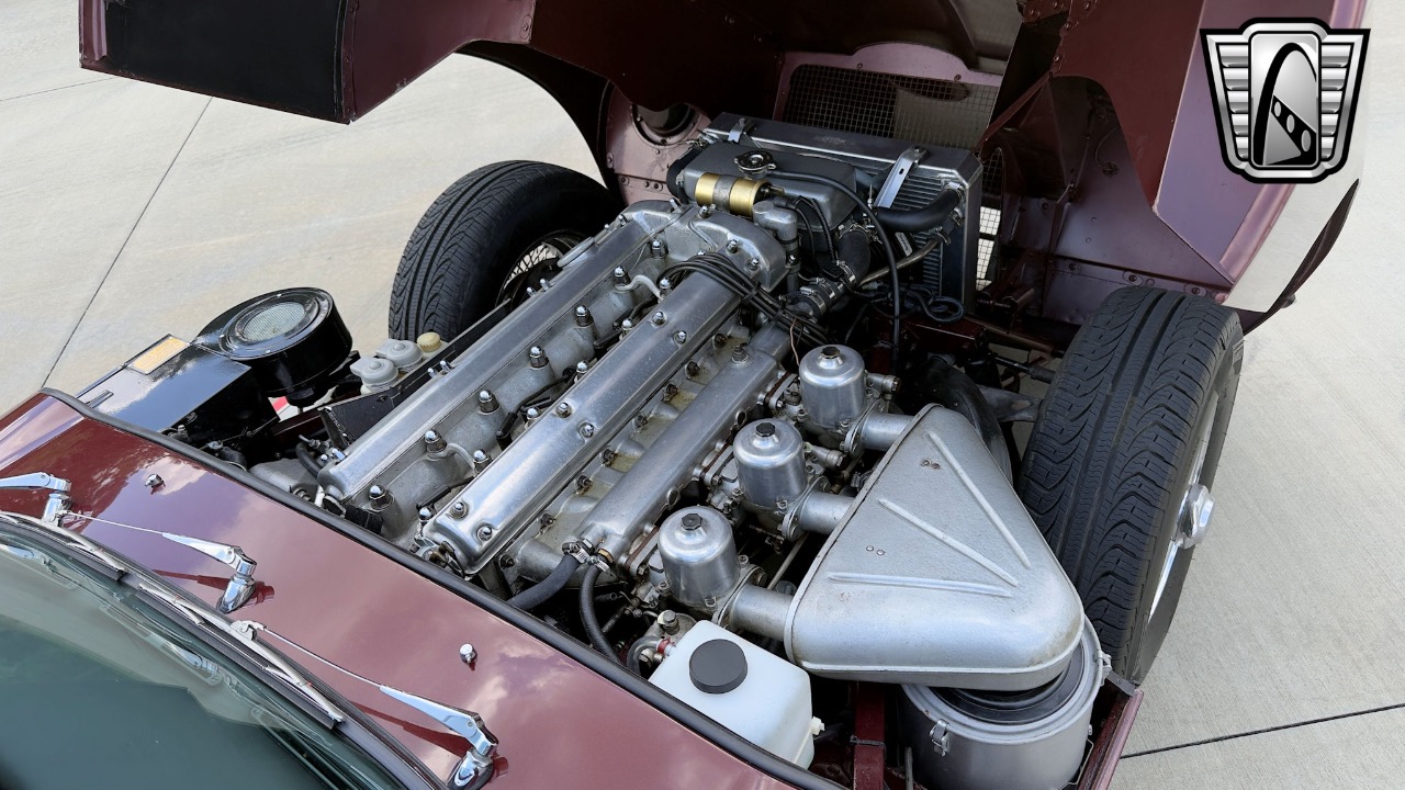 1967 Jaguar XKE 87