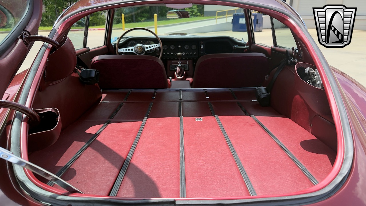 1967 Jaguar XKE 15