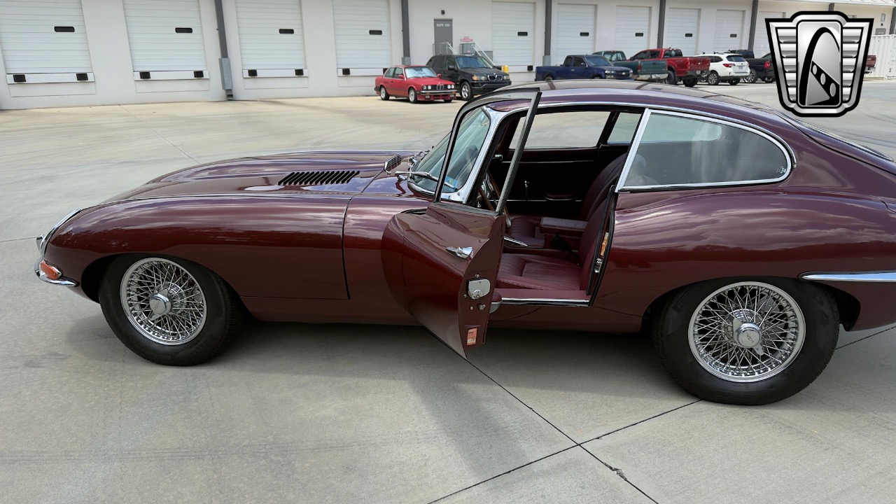 1967 Jaguar XKE 92