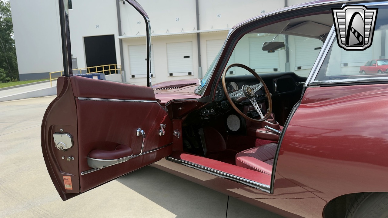 1967 Jaguar XKE 93