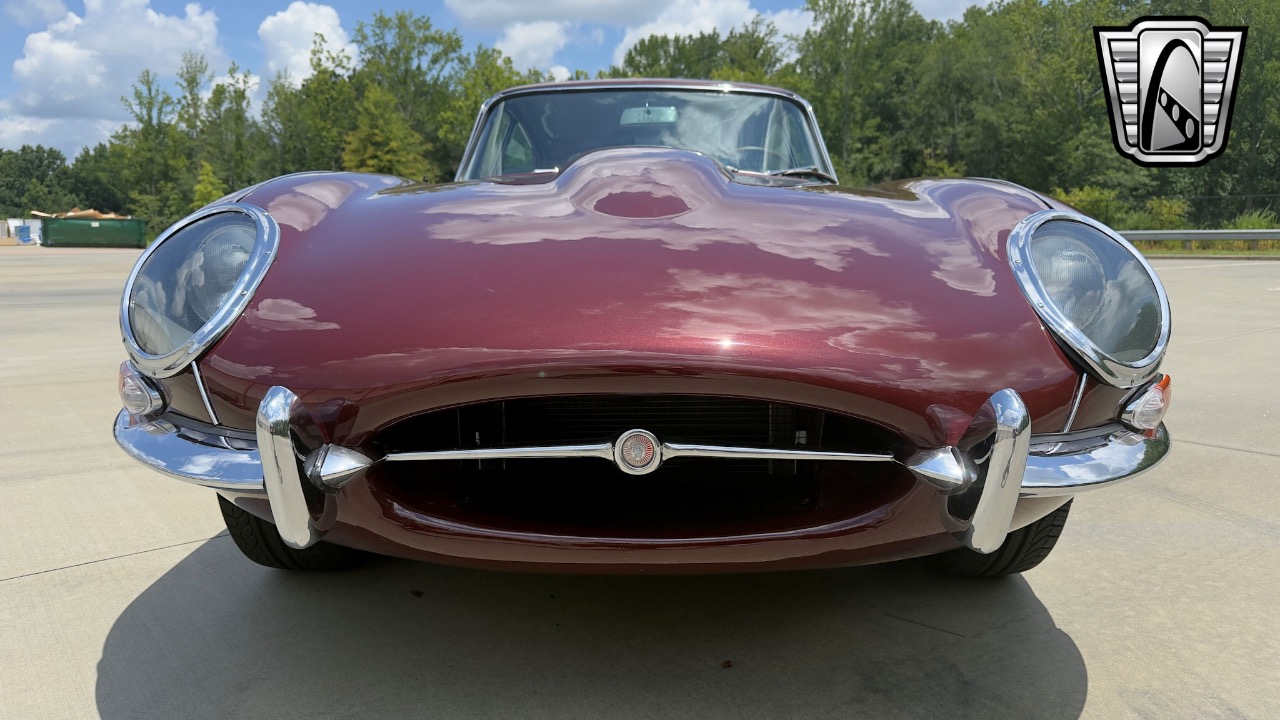 1967 Jaguar XKE 7