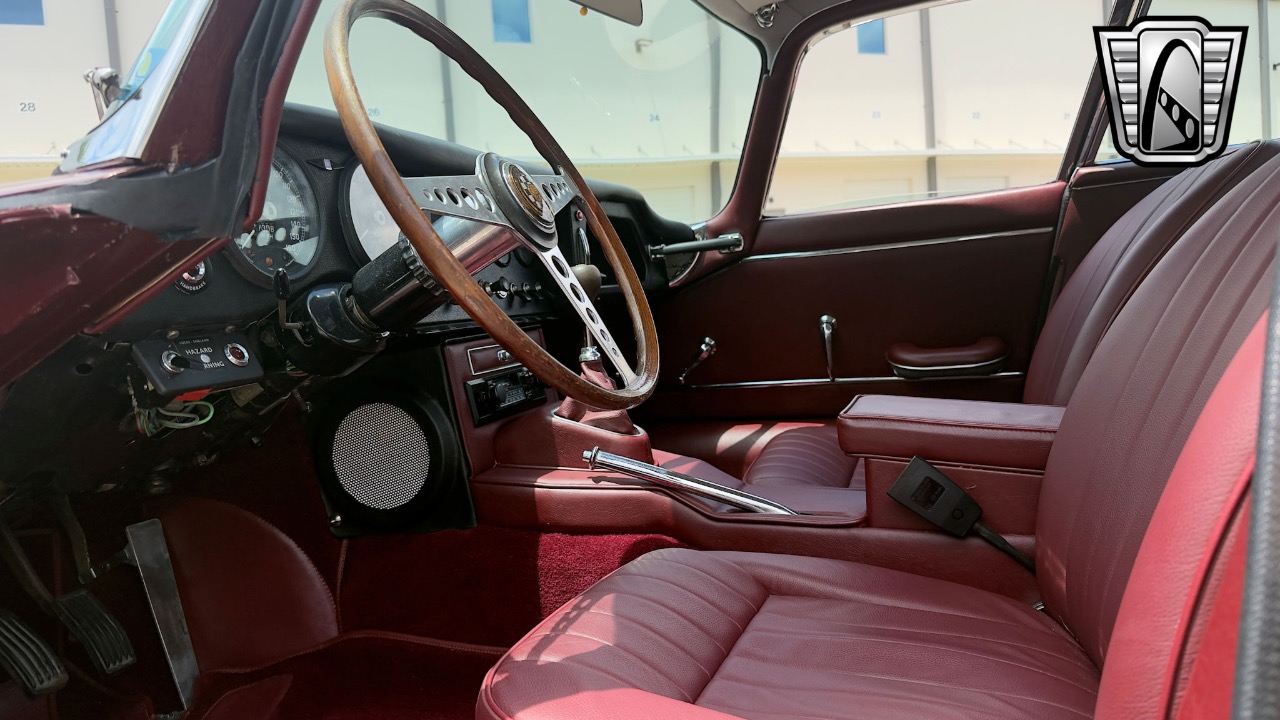 1967 Jaguar XKE 16