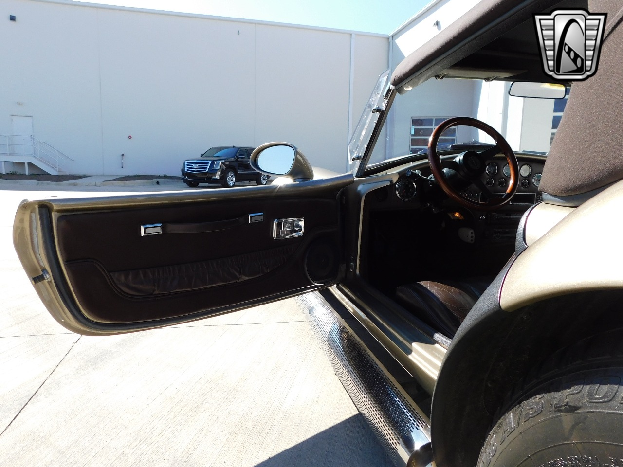 1996 Excalibur Cobra 81