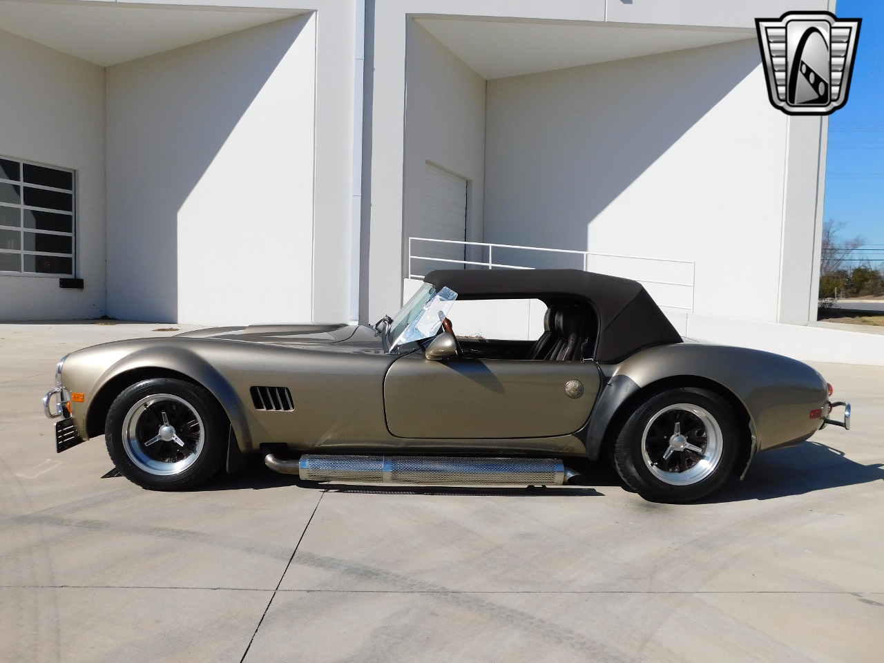 1996 Excalibur Cobra 24