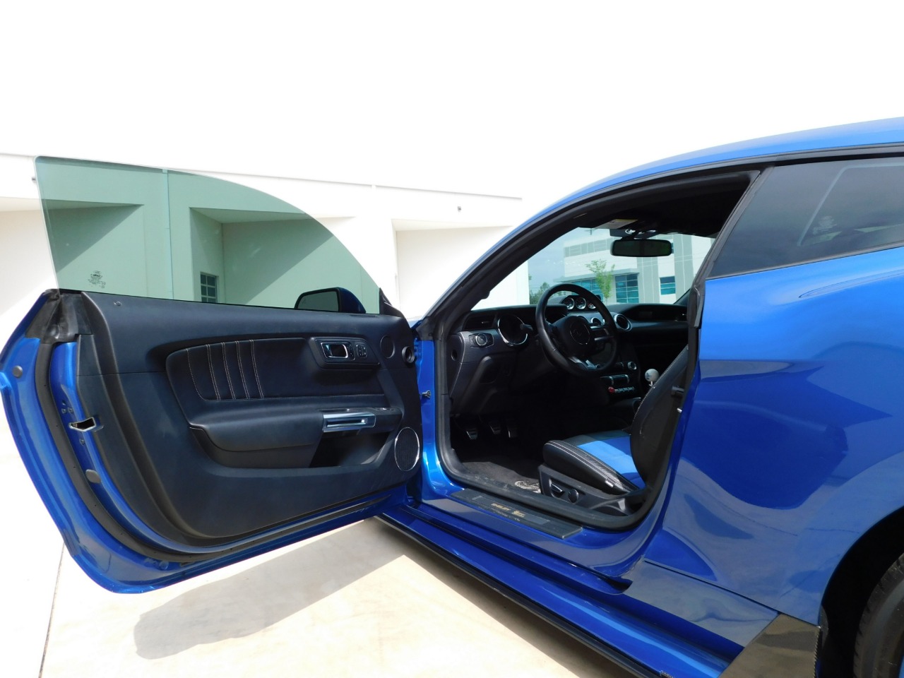 2017 Ford Mustang 80