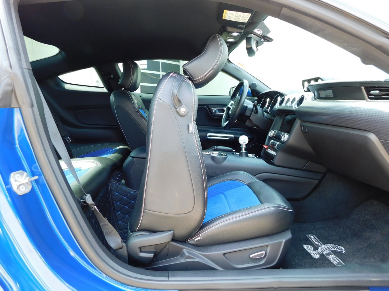 2017 Ford Mustang 27