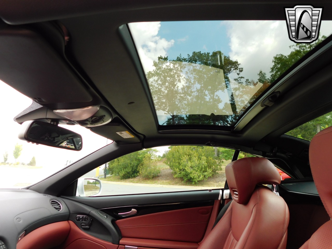 2009 Mercedes-Benz SL-Class 24