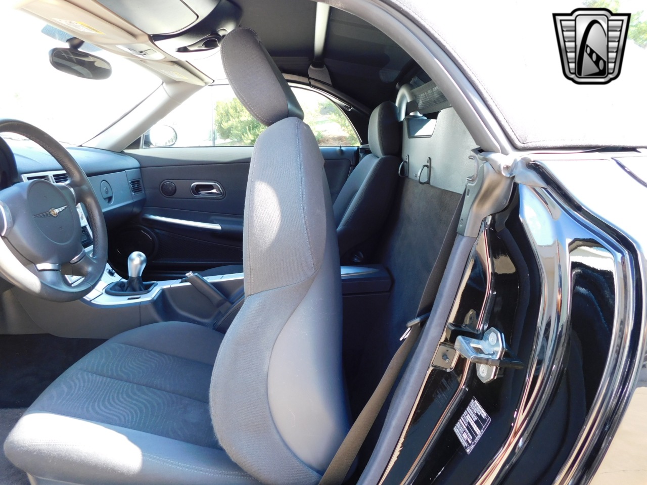 2005 Chrysler Crossfire 22