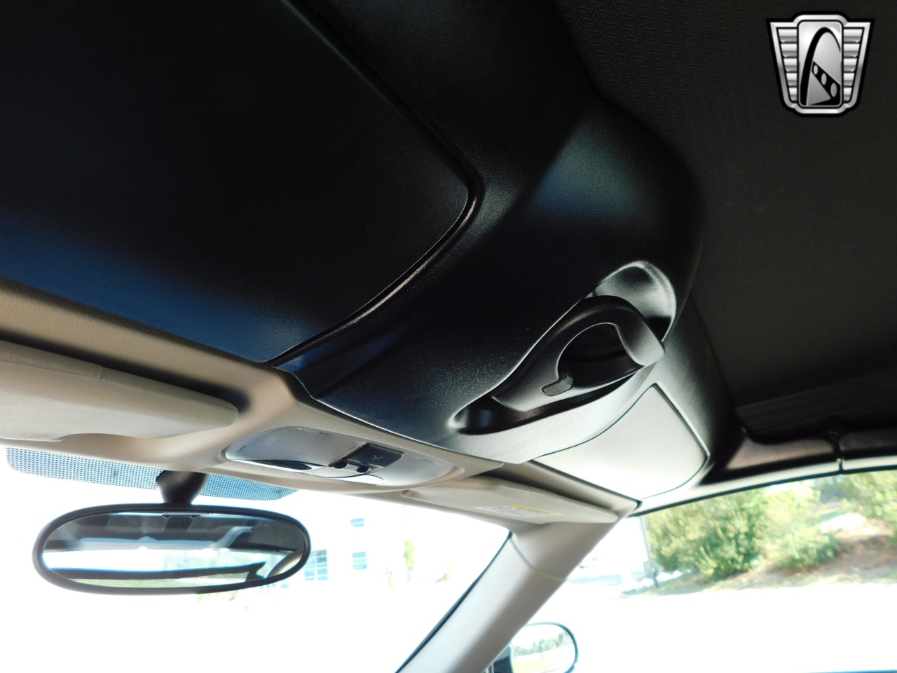 2005 Chrysler Crossfire 93