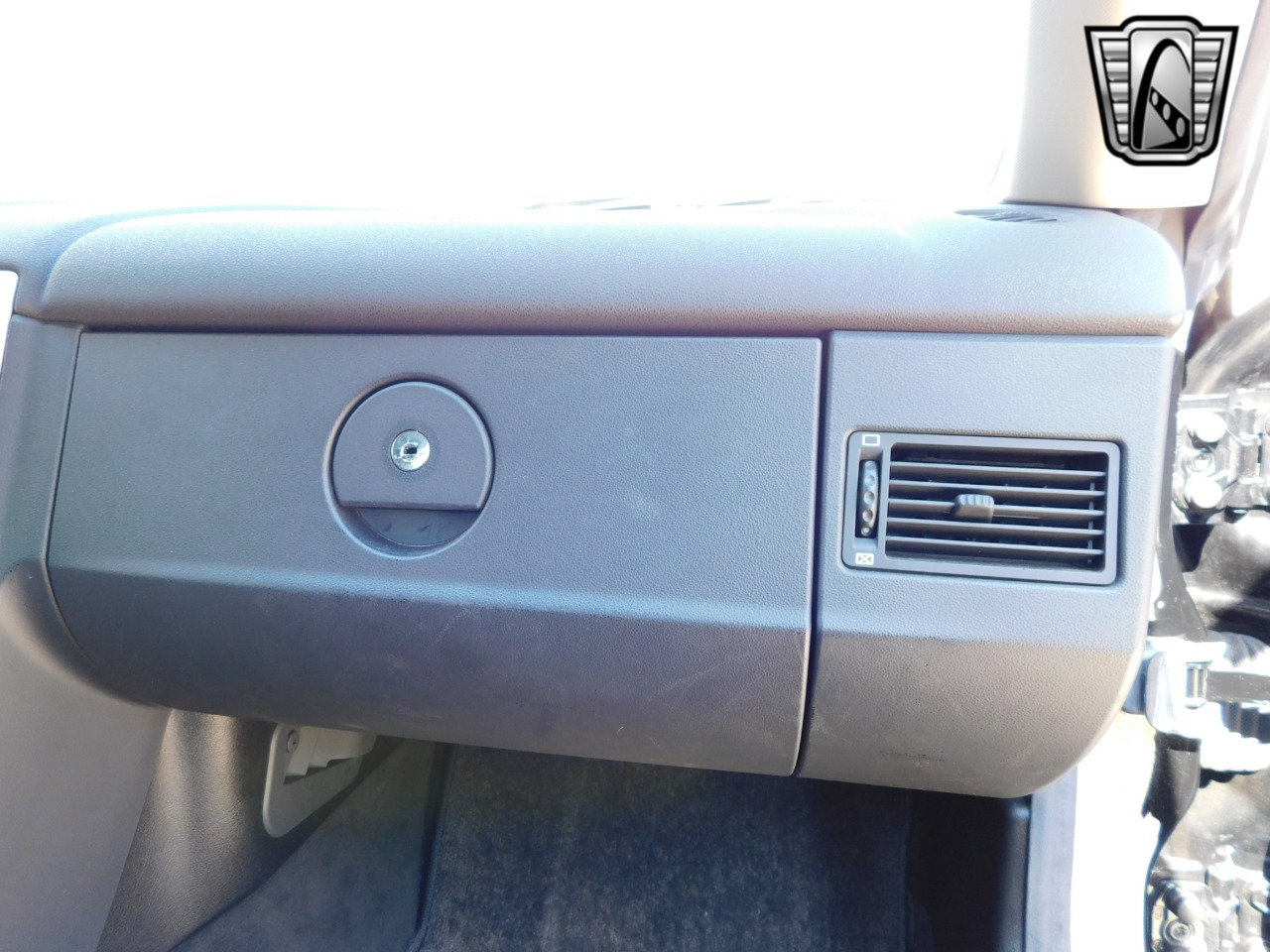 2005 Chrysler Crossfire 97