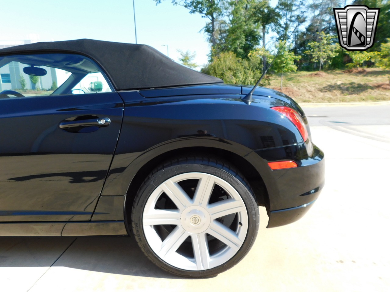 2005 Chrysler Crossfire 7