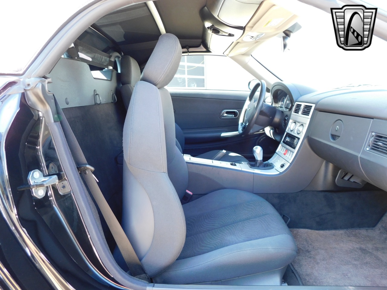 2005 Chrysler Crossfire 26