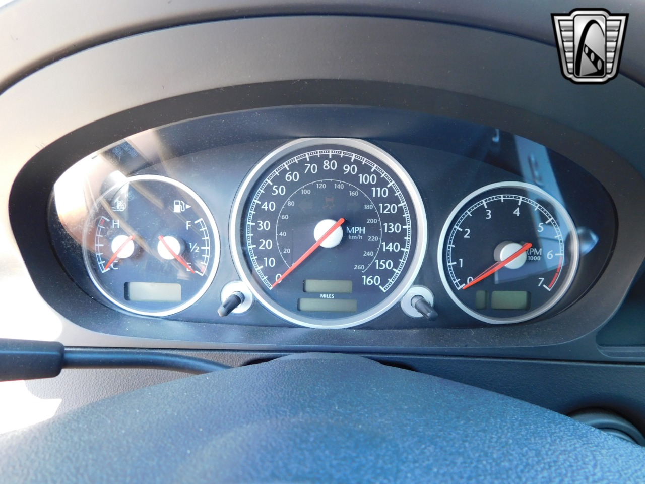 2005 Chrysler Crossfire 85