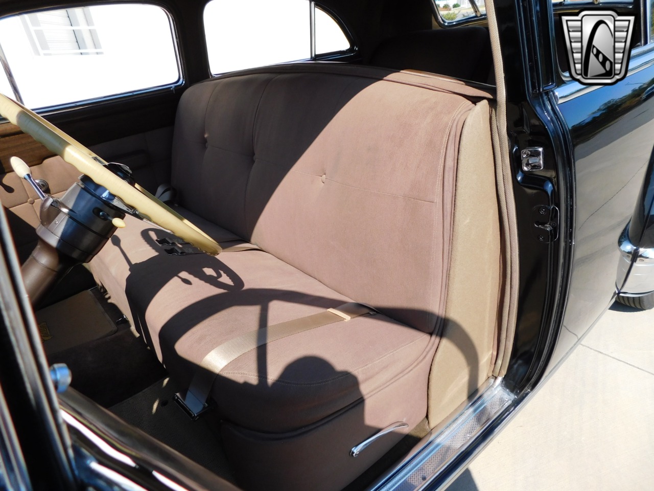 1947 Cadillac Sixty Special 22