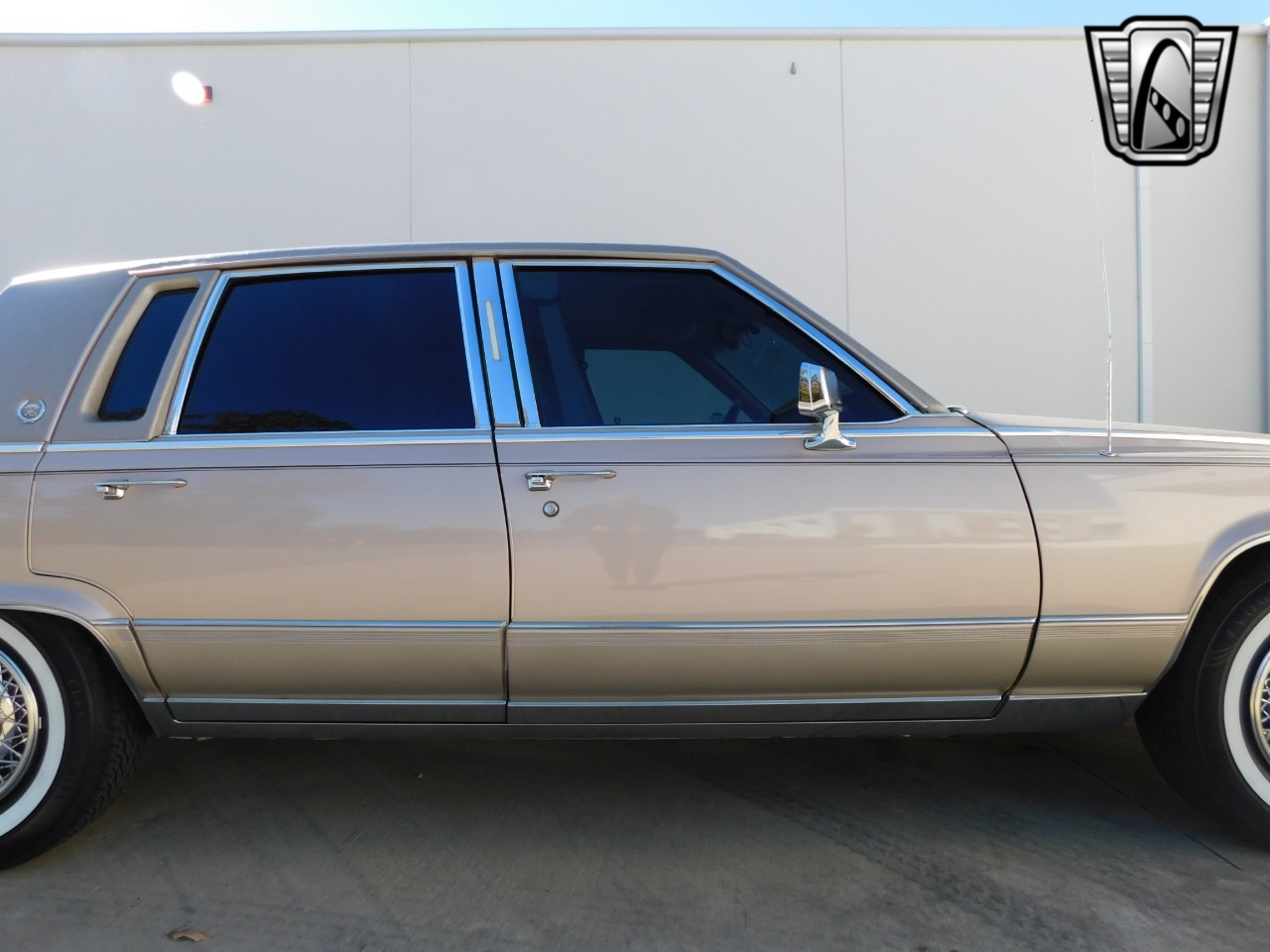 1991 Cadillac Brougham 50