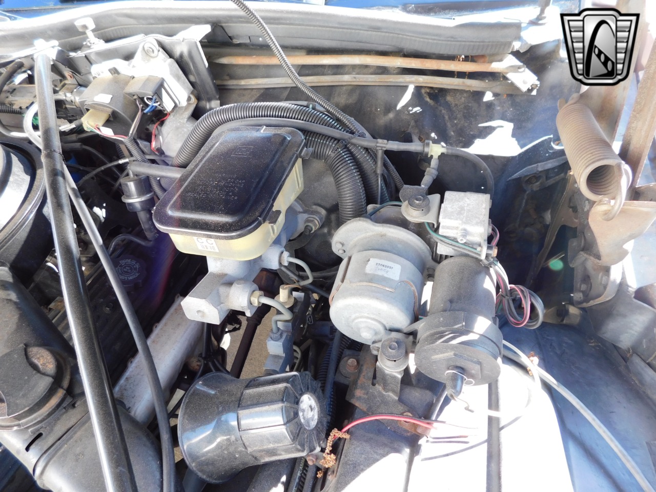 1991 Cadillac Brougham 73