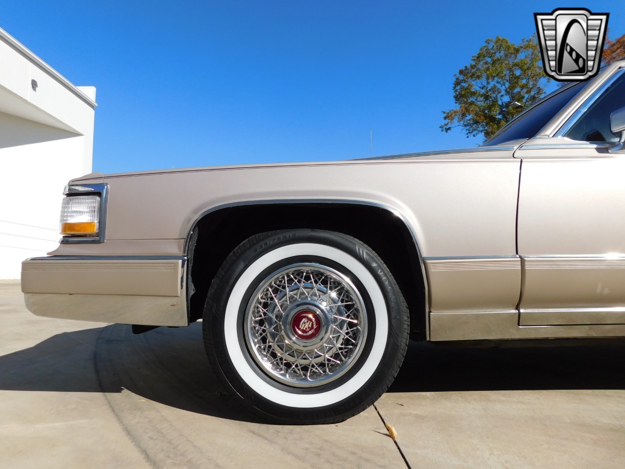 1991 Cadillac Brougham 5