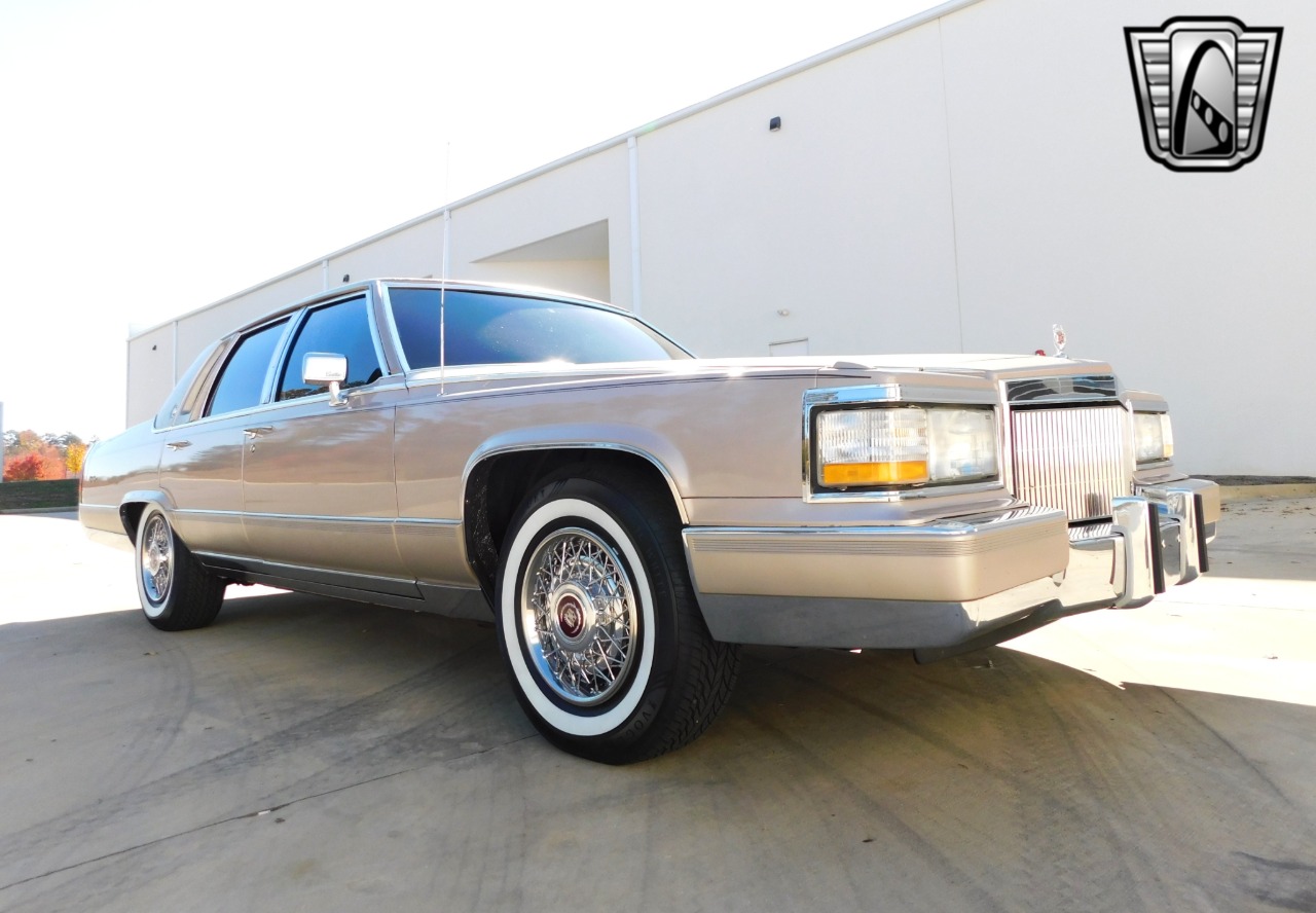 1991 Cadillac Brougham 14