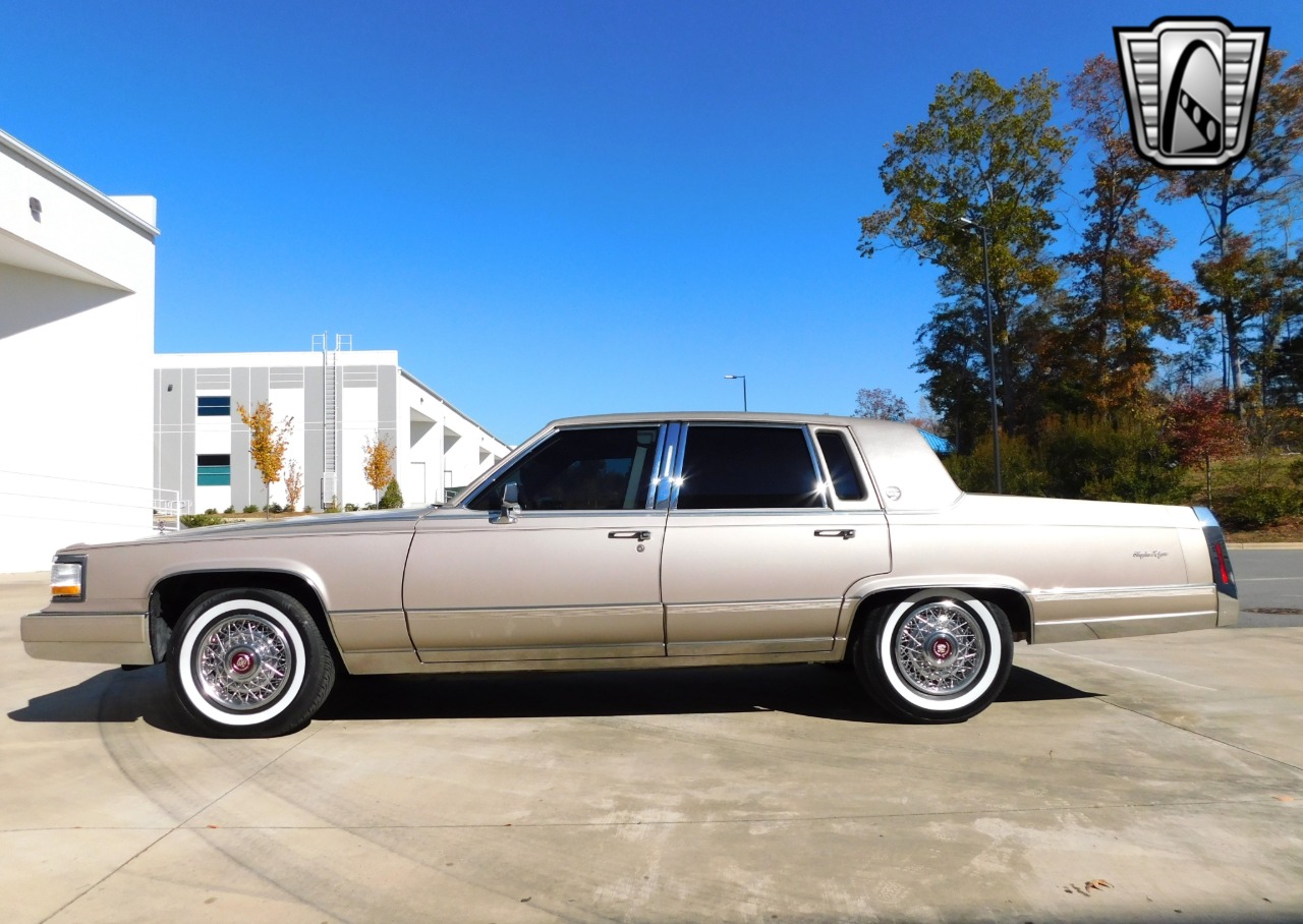 1991 Cadillac Brougham 30