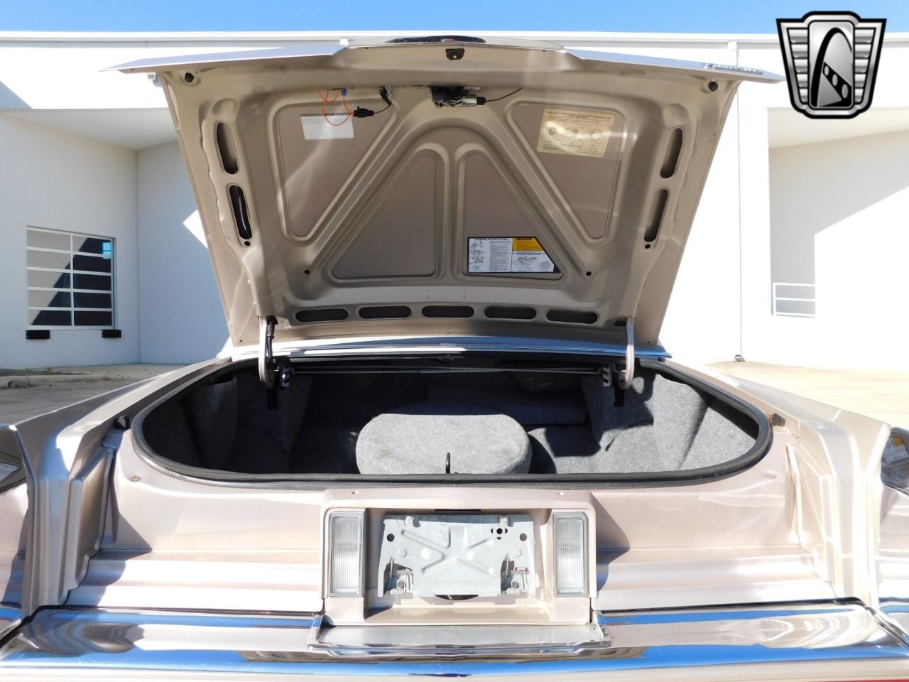 1991 Cadillac Brougham 78