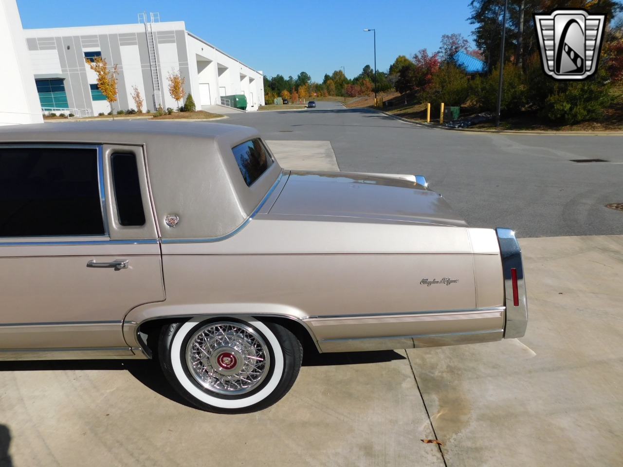 1991 Cadillac Brougham 41
