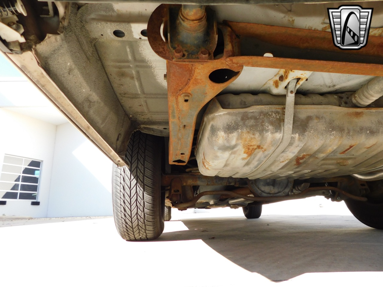 1991 Cadillac Brougham 61