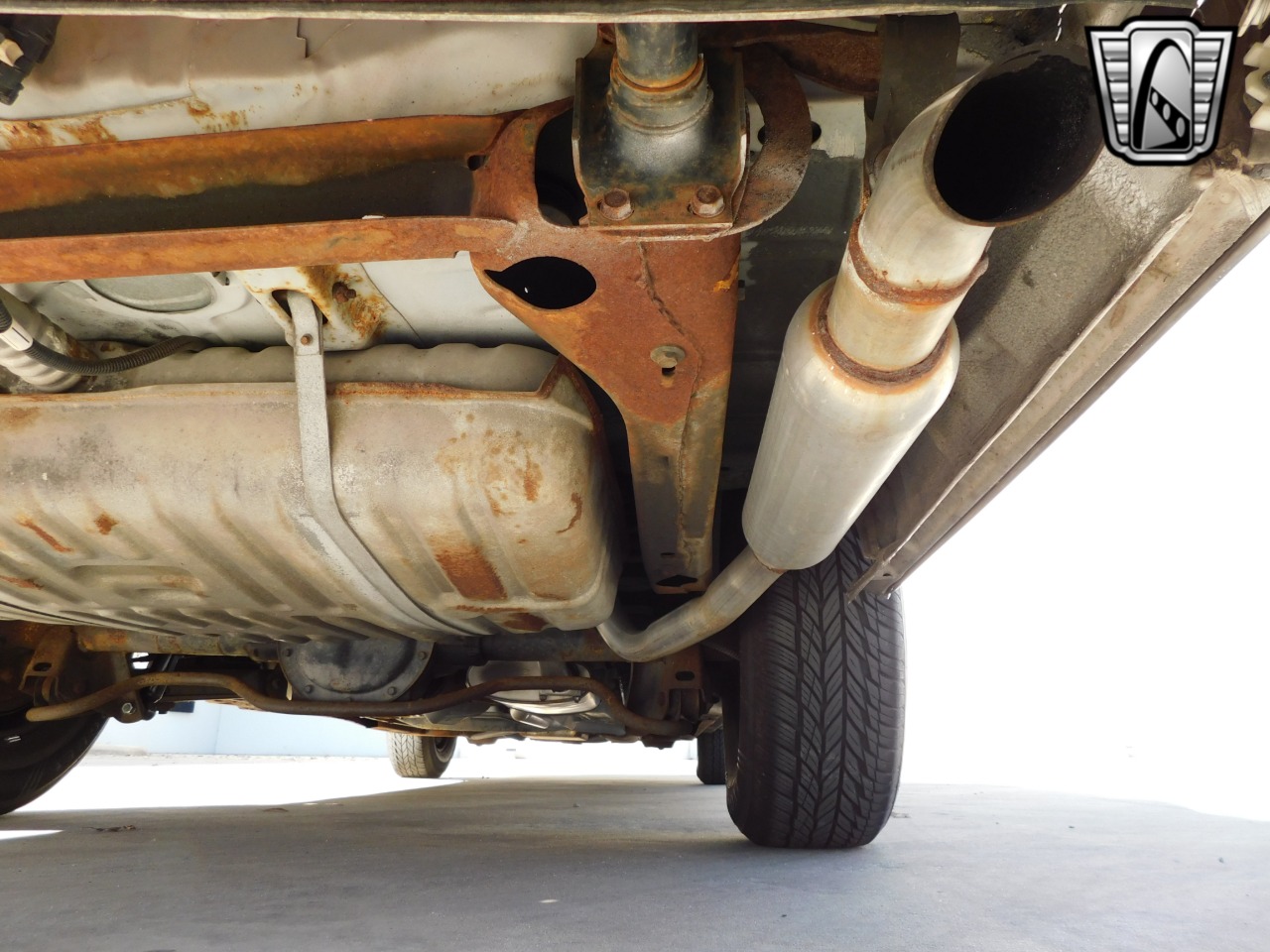 1991 Cadillac Brougham 63