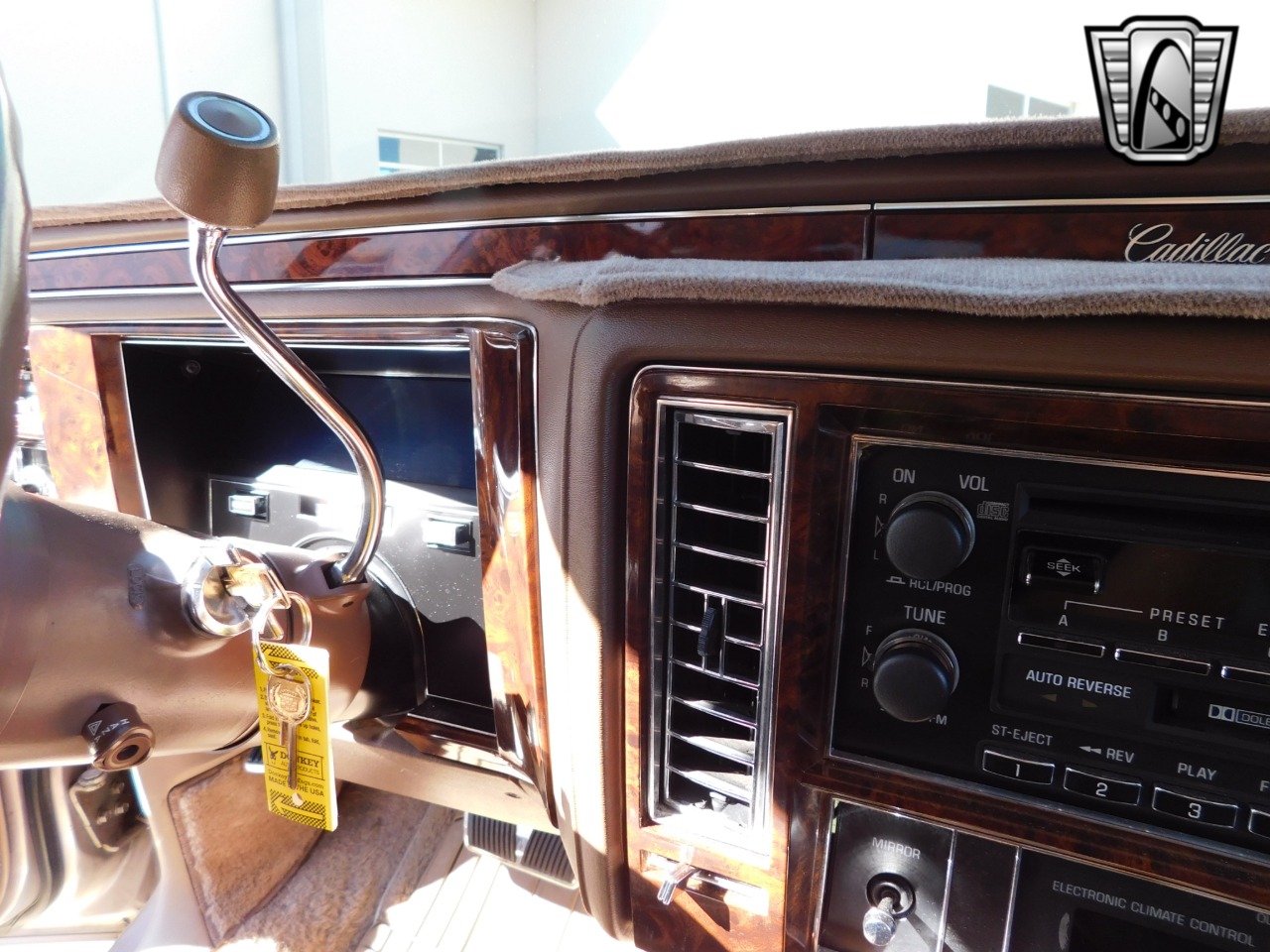 1991 Cadillac Brougham 86