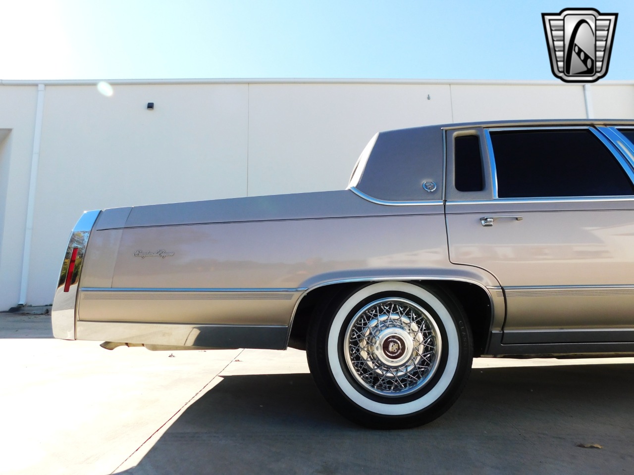 1991 Cadillac Brougham 48