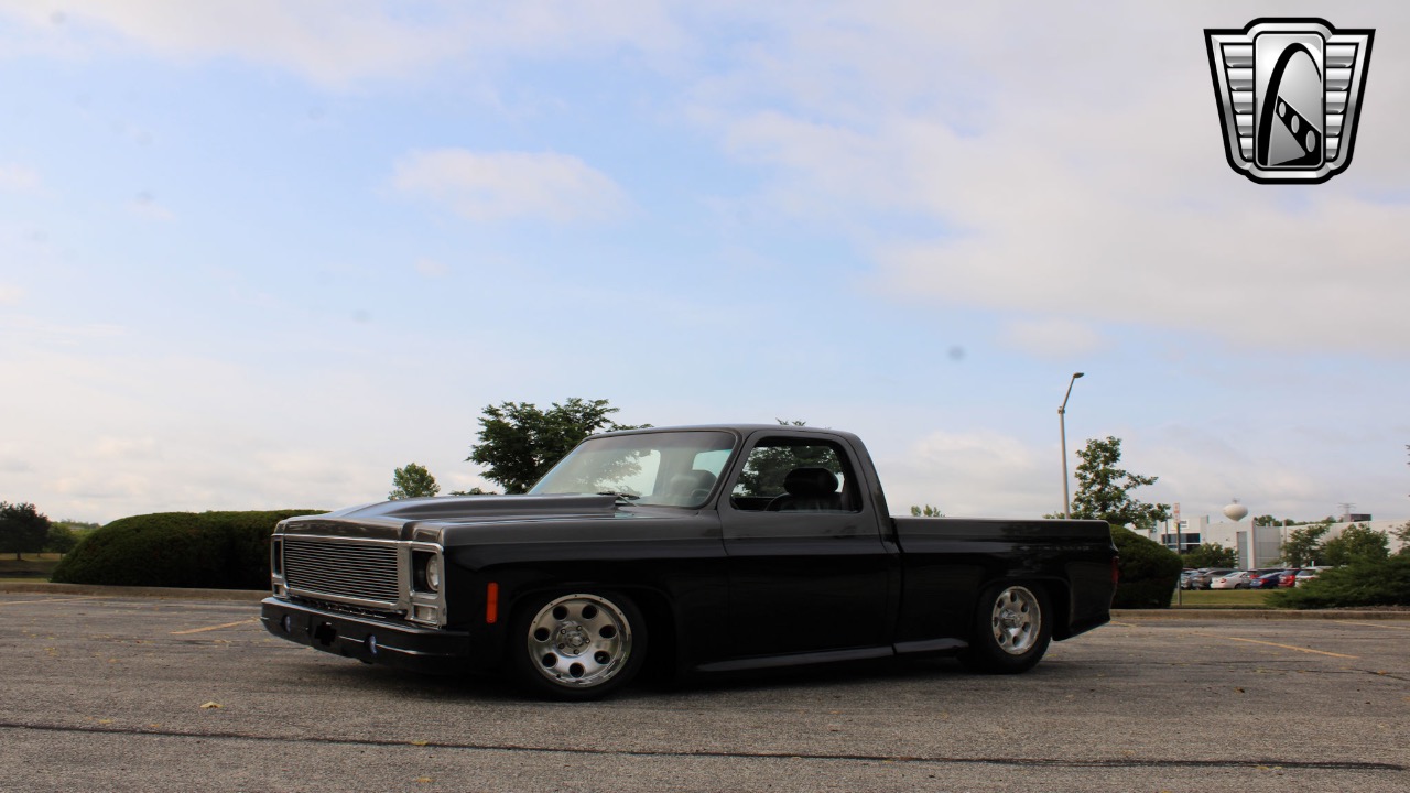 1980 Chevrolet C10 Custom 32