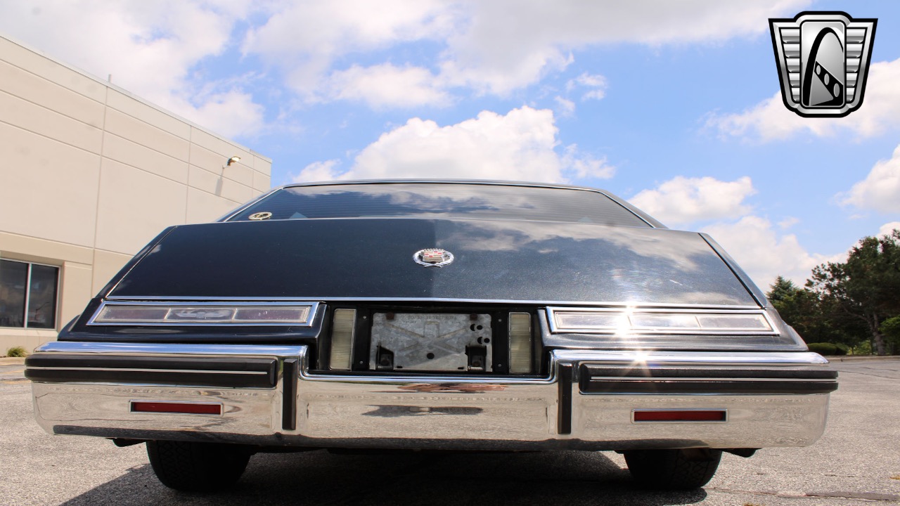1985 Cadillac Seville 56