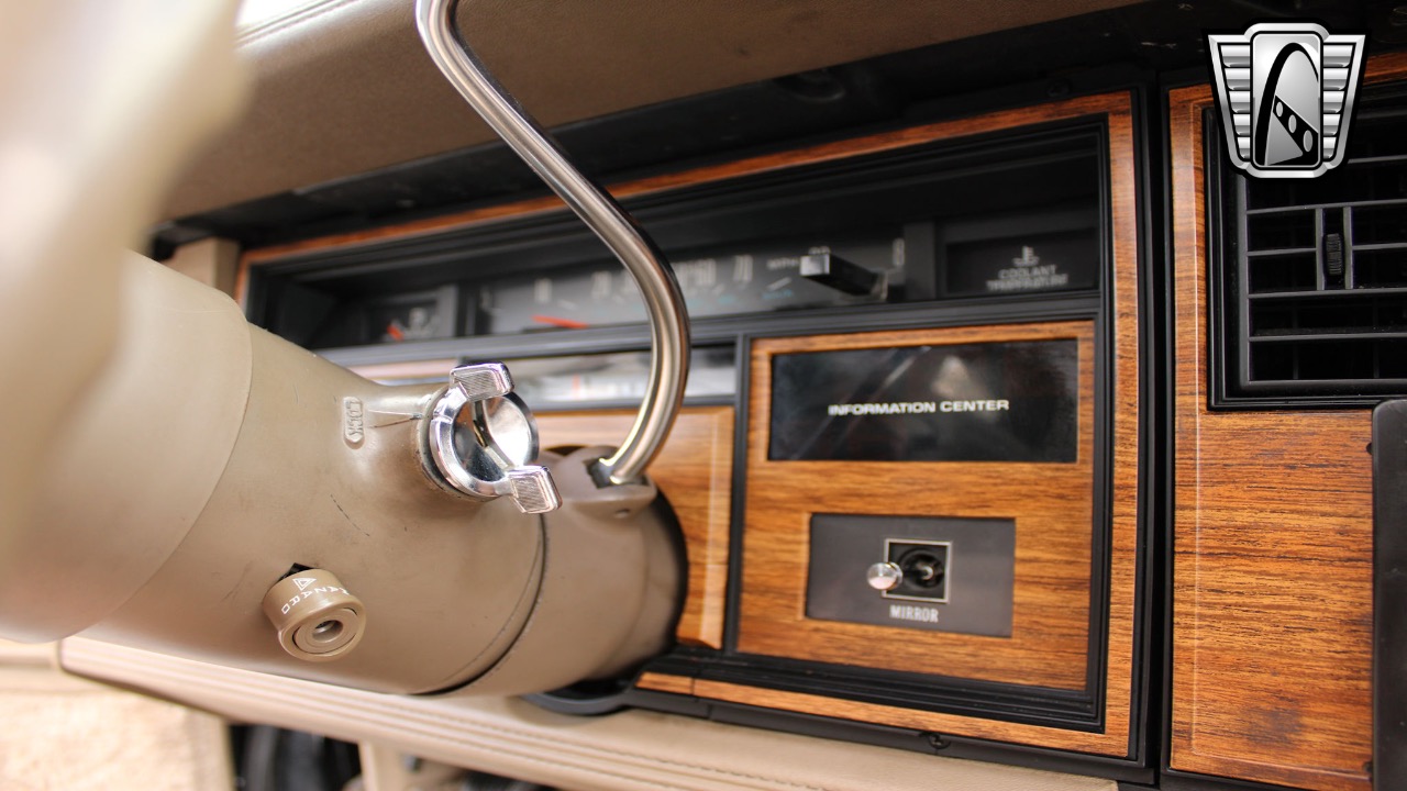 1985 Cadillac Seville 79