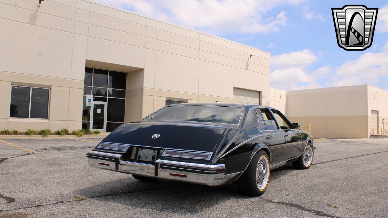 1985 Cadillac Seville 39