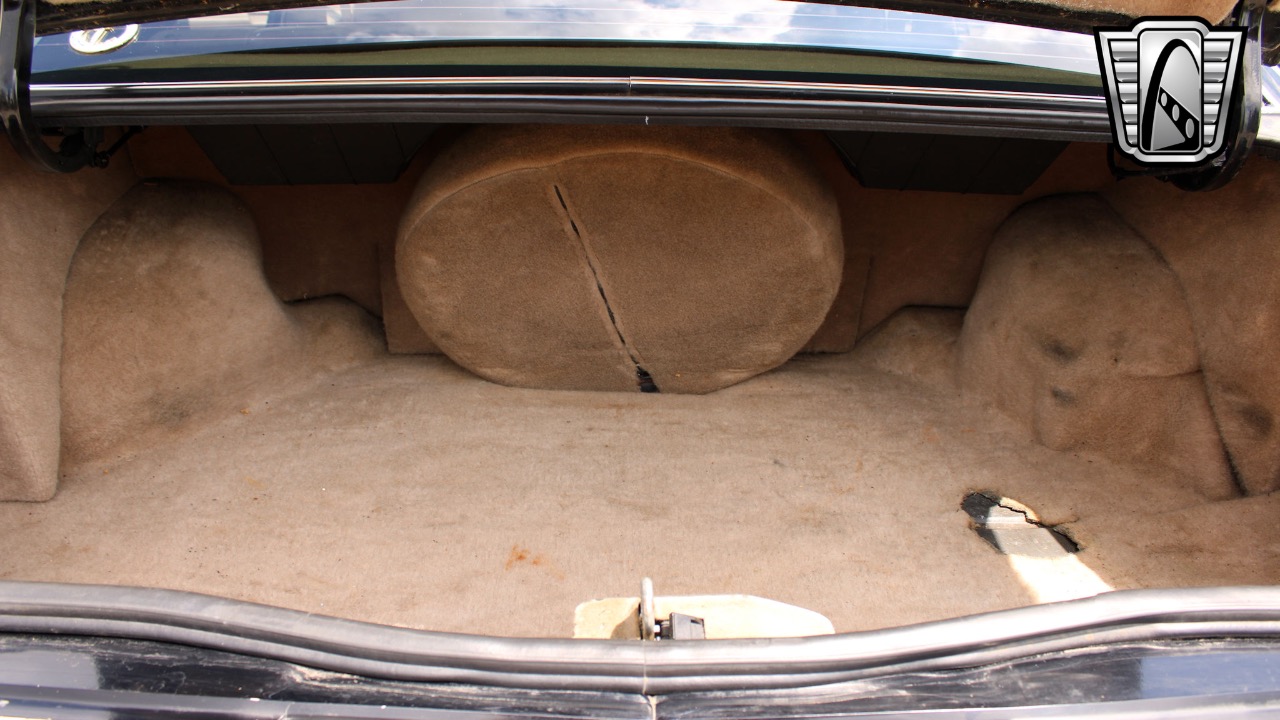 1985 Cadillac Seville 20