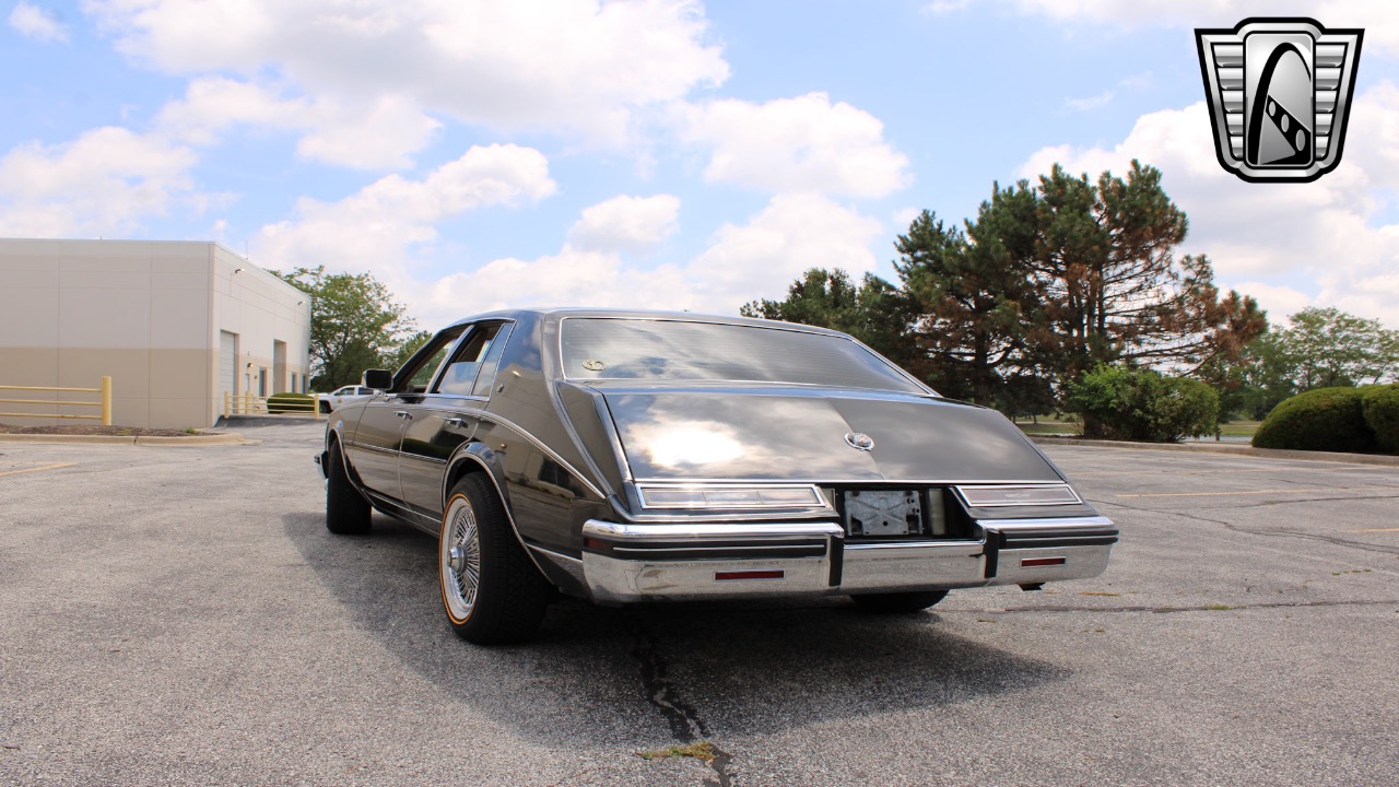 1985 Cadillac Seville 41