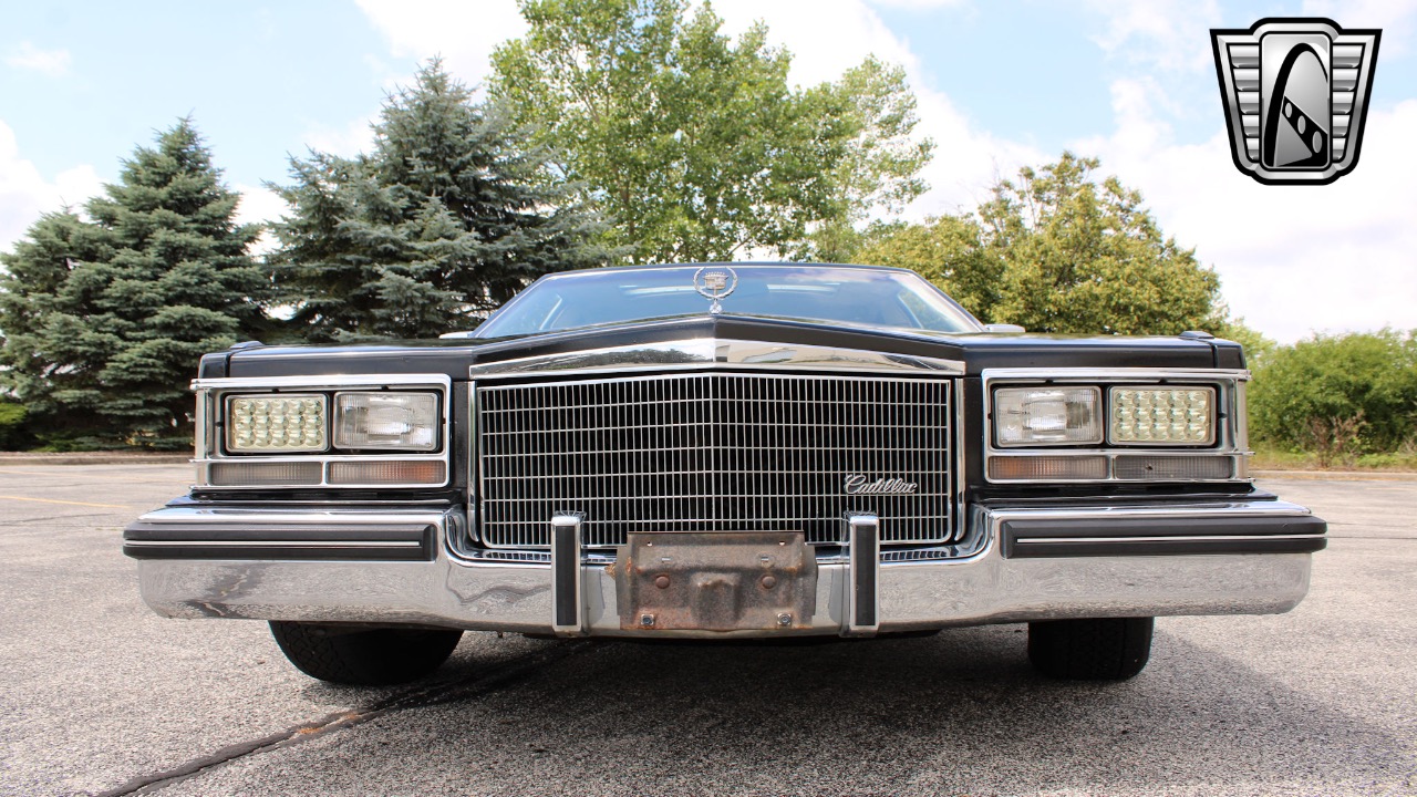 1985 Cadillac Seville 43