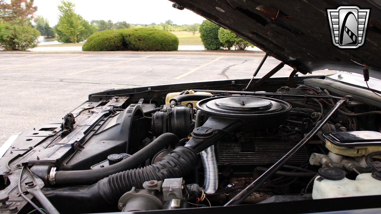 1985 Cadillac Seville 66