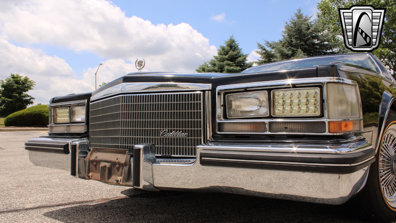 1985 Cadillac Seville 47