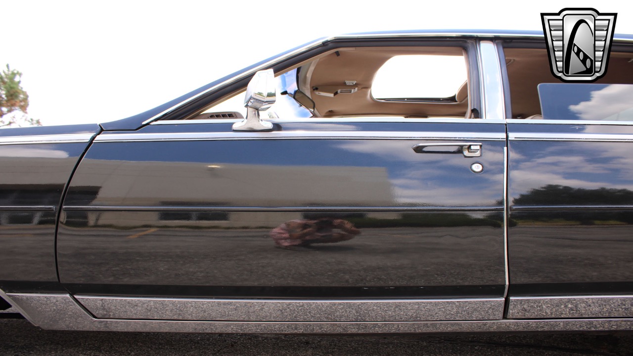 1985 Cadillac Seville 49