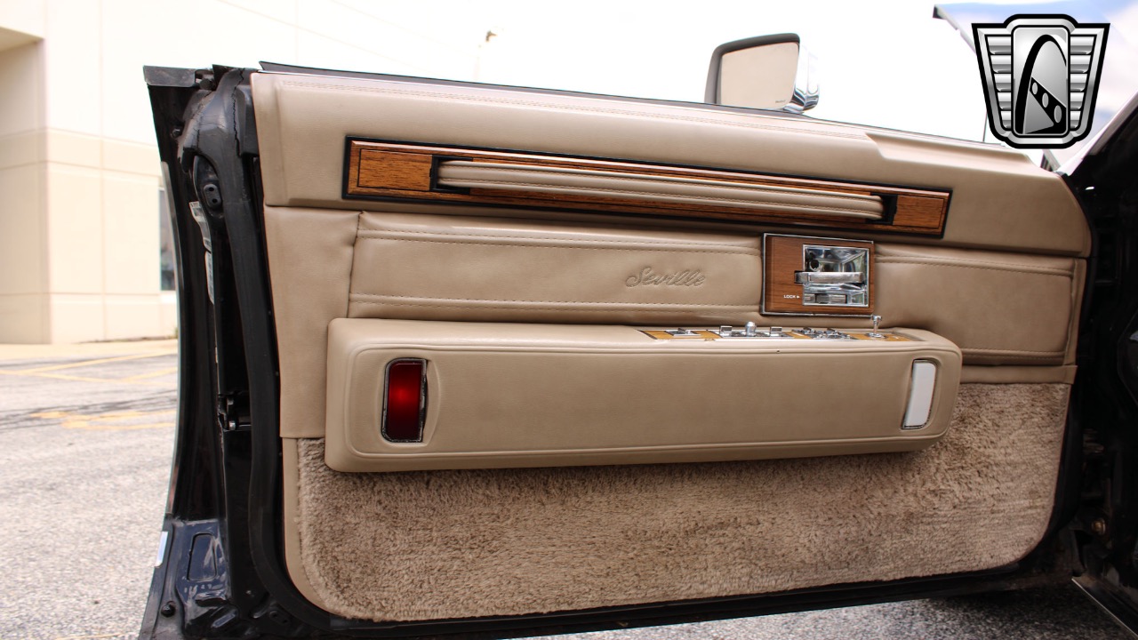 1985 Cadillac Seville 73