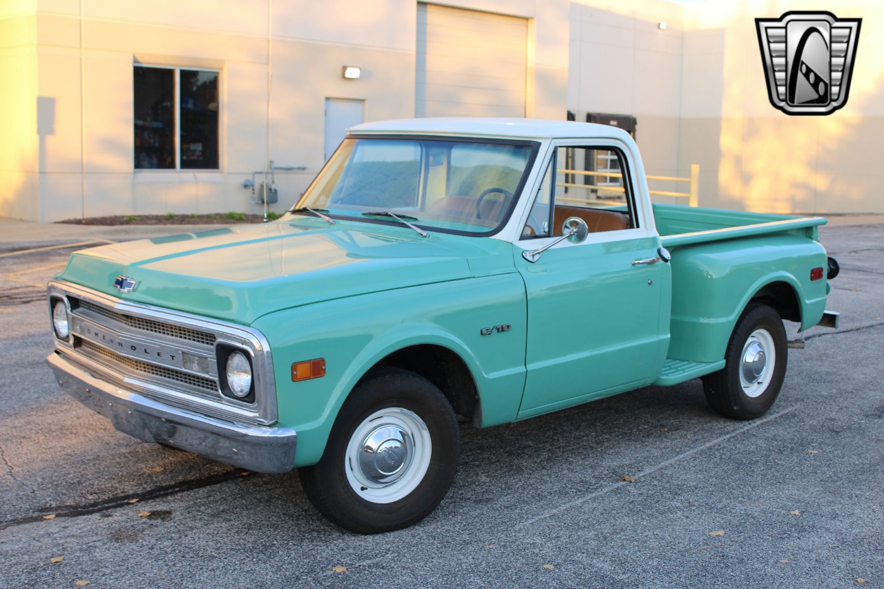 1969 Chevrolet C 10 2