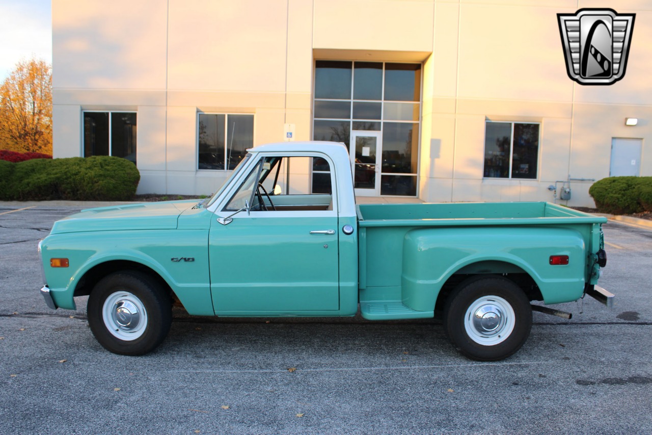 1969 Chevrolet C 10 34
