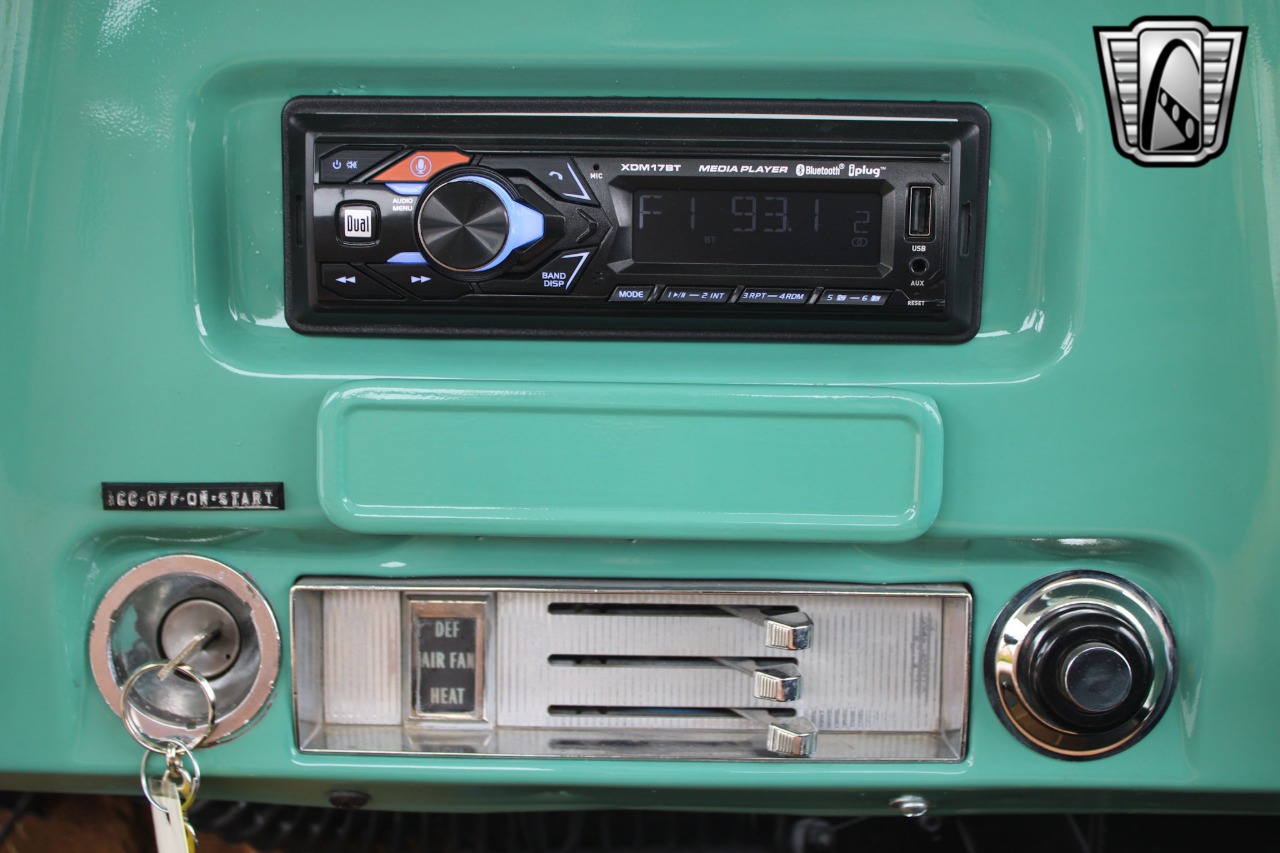 1969 Chevrolet C 10 29