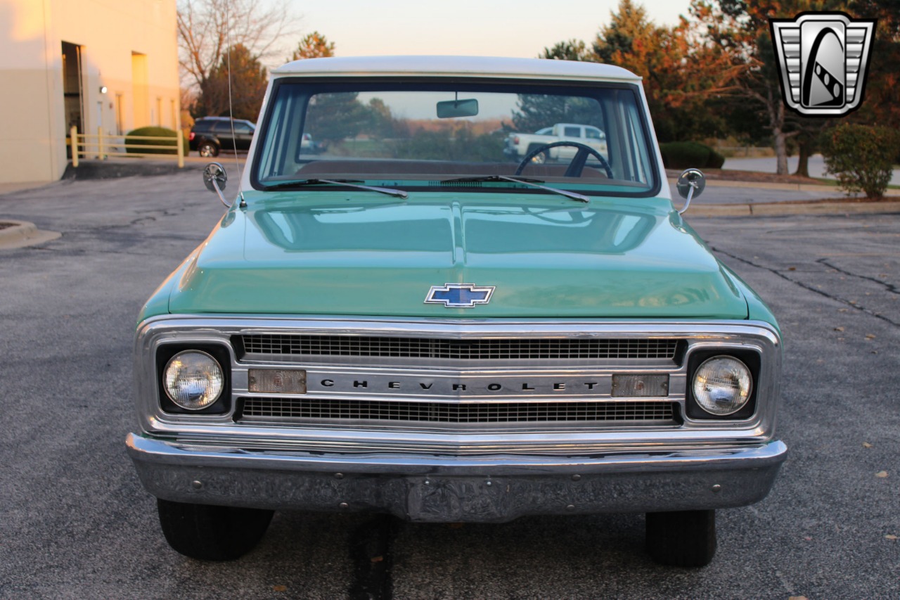 1969 Chevrolet C 10 13